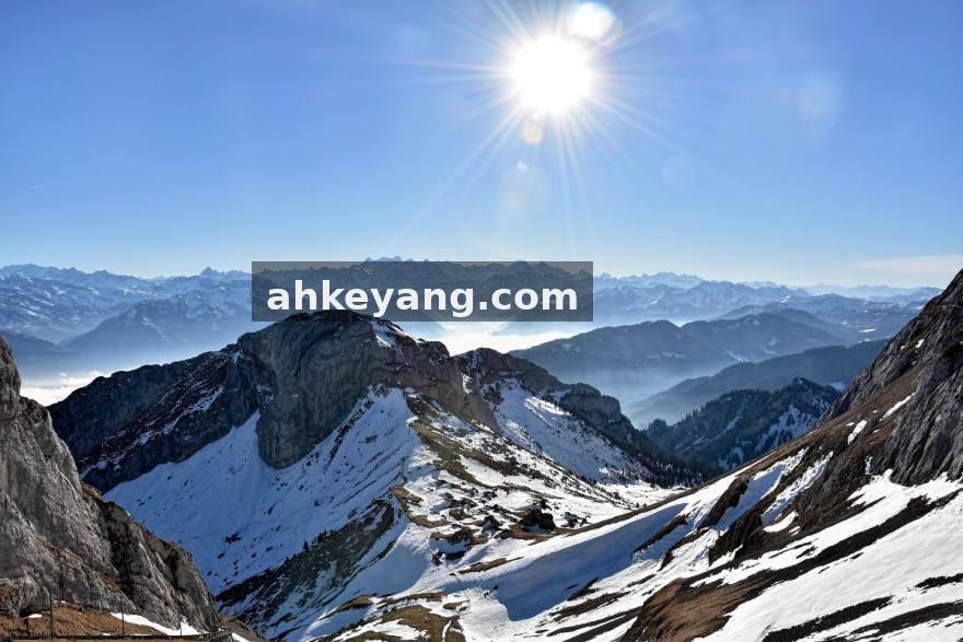 开云数据分析与数字化服务团队办公场景